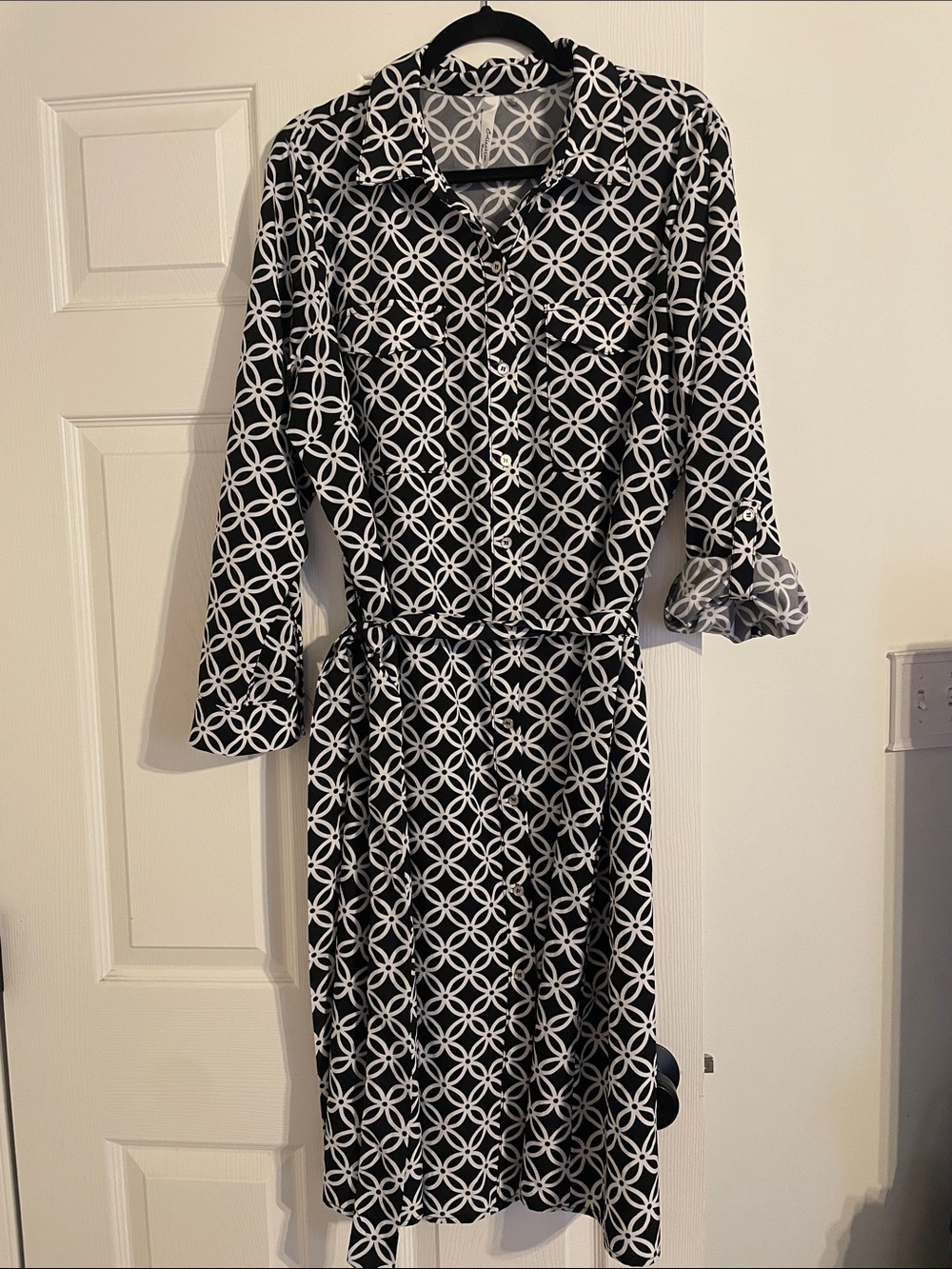 NY Collection Black and White Geometric Midi Shirt Dress with Tie Waist